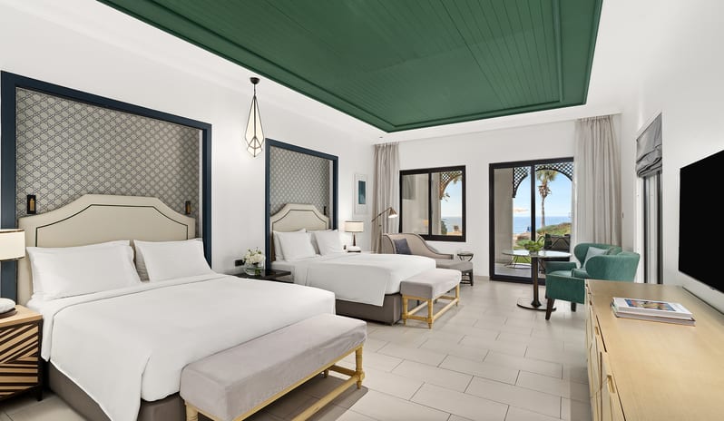 Family Room Beach Access(1)